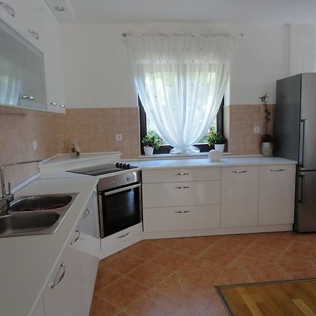 Apartment Mira Senj  Rum bild