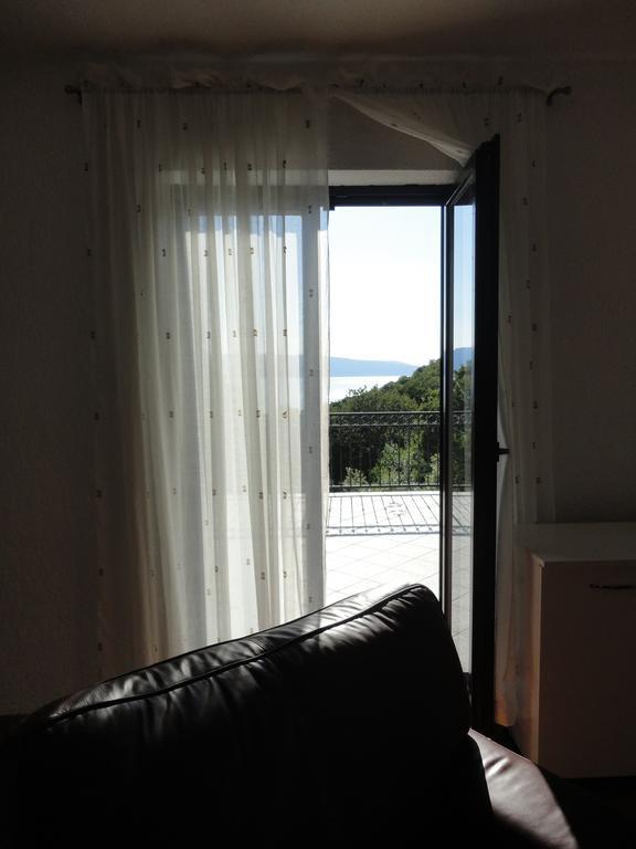 Apartment Mira Senj  Rum bild