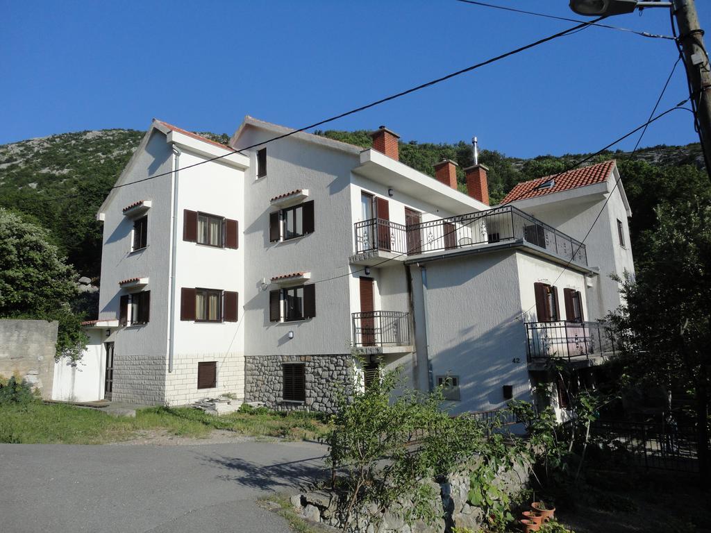 Apartment Mira Senj  Rum bild