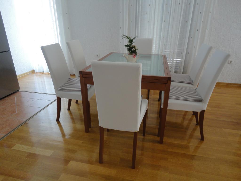 Apartment Mira Senj  Rum bild